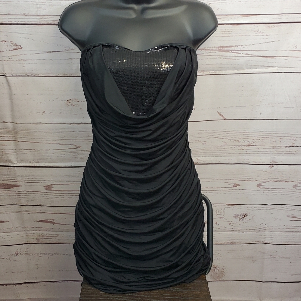 Forever 21 fitted black dress